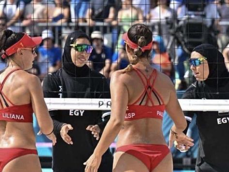 Spanish Beach Volleyball Star Turns Heads With Photo After Olympics - NewsBreak Tom Brady Son, Miami Cheerleaders, Spanish Beach, Katie Ledecky, 2024 Summer Olympics, Charissa Thompson, Volleyball Games, Paris Olympics, Olympic Medals