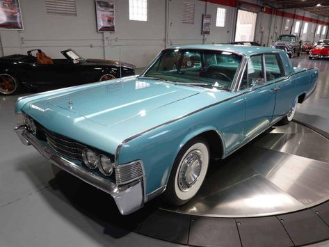 1965 Lincoln Continental for sale #2482701 - Hemmings Motor News 1965 Lincoln Continental, Teal Interiors, Lincoln Motor Company, Lincoln Motor, Collector Cars For Sale, Cool Old Cars, Lincoln Cars, Lincoln Mercury, Luxury Sedan