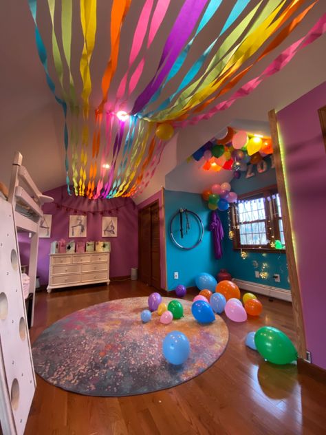 Rainbow theme sleepover party decorations. Rainbow Slumber Party, Rainbow Sleepover Party, Sleep Under Party, Sleepover Party Decorations, Rainbow Birthday Theme, Girls Sleepover Party, Girl Sleepover, Fun Sleepover Ideas, Sleepover Ideas