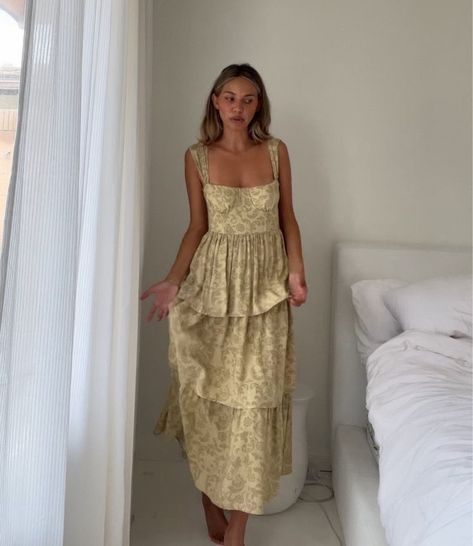 Can't stop wearing this pale yellow maxi dress. Imagining warm summer nights in this gorgeous piece. Use code BRITHARVEY to save on LTK! #ad Cottage Core Corset, Pale Yellow Maxi Dress, Cotton Dress Summer Casual, Pale Yellow Dress, Floral Corset Dress, Yellow Dress Casual, Yellow Dress Outfit, Pale Yellow Dresses, Floral Bridesmaid Dresses