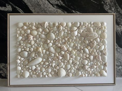 Things To Do With Sea Shells, Shell Mosaics, Penthouse Bathroom, Beach Home Interiors, Seashell Mirror, Seashell Wall Art, Shell Craft, Shell Mosaic, Seashell Painting