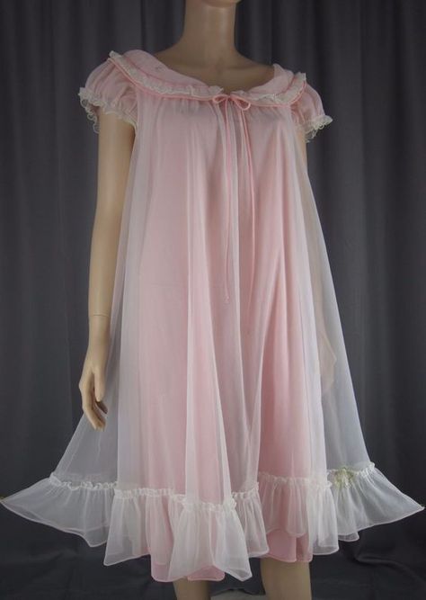 Night Gown Vintage, Pink Night Gown, Beautiful Nightgown, Night Gown Dress, Pink Nightgown, Vintage Pajamas, Gown Vintage, Vintage Nightgown, Chiffon Overlay