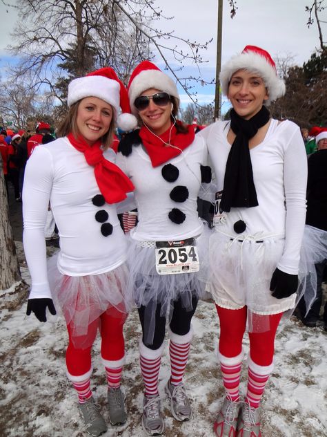 Snow Ladies Team | by arthritis-foundation 5k Costume, Reindeer Run, Snowman Costume, Team Costumes, Race Outfit, Christmas Fancy Dress, Running Outfit, Running Costumes, Diy Snowman