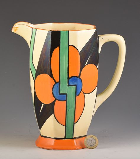 Picasso Peace Lily, Clarice Cliff Designs, Claris Cliff Designs, Art Deco Vases Pottery, Clarice Cliff Art Deco, Art Nouveau Vase, Flower Bedding, Clarice Cliff, Art Deco 1920s