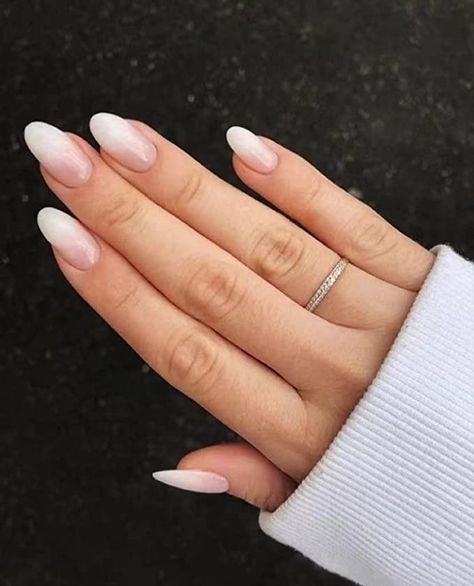 Almond Nails White, White Nails Acrylic, White Fake Nails, Fake Nails Almond, White Almond Nails, Nails Gradient, Boho Nails, Nails White, Pearl Nails