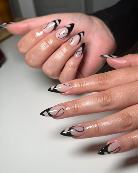 30 French Manicure Styles to Try in 2024 | Glamour Short Stiletto, French Tip Nail Art, Space Nails, French Tip Nail Designs, Lines On Nails, Tip Nails, Funky Nails, Nails Inspo, French Tip Nails