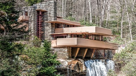 How Much It Costs to Own a Home by a Famous Architect Falling Water Frank Lloyd Wright, Falling Water House, Waterfall House, Frank Lloyd Wright Architecture, Frank Lloyd Wright Design, Water House, Famous Buildings, Famous Architects, Frank Lloyd