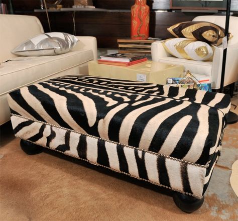 African Colonial Decor, Animal Print Room Decor, Zebra Ottoman, Bohemian Chic Living Room, Animal Print Furniture, Safari Home Decor, Brown And Blue Living Room, Classic Furniture Living Room, Zebra Decor