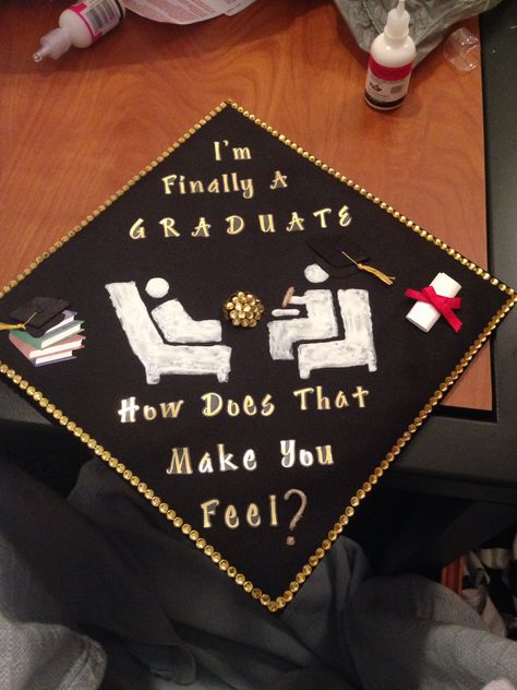 Hahaha too funny! Grad cap idea for psychology majors Psych Major Graduation Cap, Psychology Themed Graduation Party, Psychology Major Graduation Cap, Music Psychology, Funny Grad Cap Ideas, Social Work Graduation Cap, Psychology Graduation Cap, Psychology Graduation, Psych Major