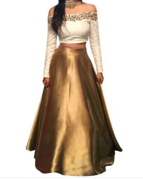 Long Skirt Outfits For Wedding, Crop Top Lehenga With Dupatta, Skirt Outfits For Wedding, Crop Top Western, Sharara Design, Outfits For Wedding, Ruffle Blouse Designs, Crop Top With Skirt, Designer Crop Top