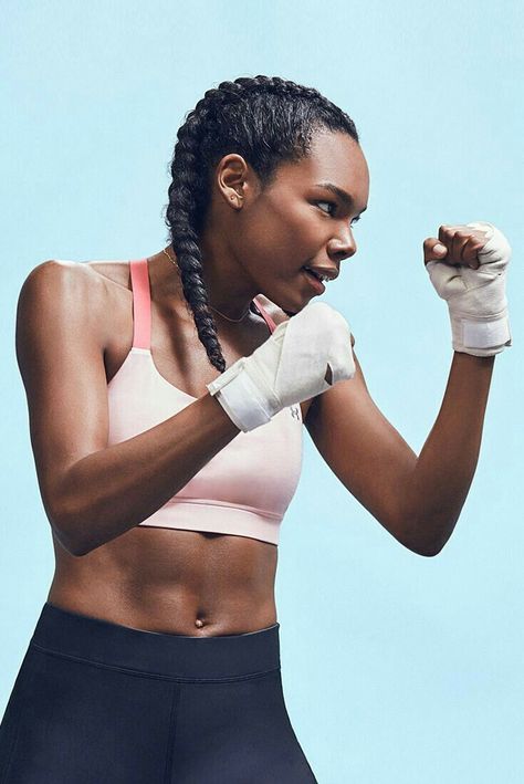 Transformation Fitness, Basketball Nike, Women Boxing, Fitness Photography, Nike Football, Motivation Fitness, Body Poses, Fitness Transformation, Action Poses