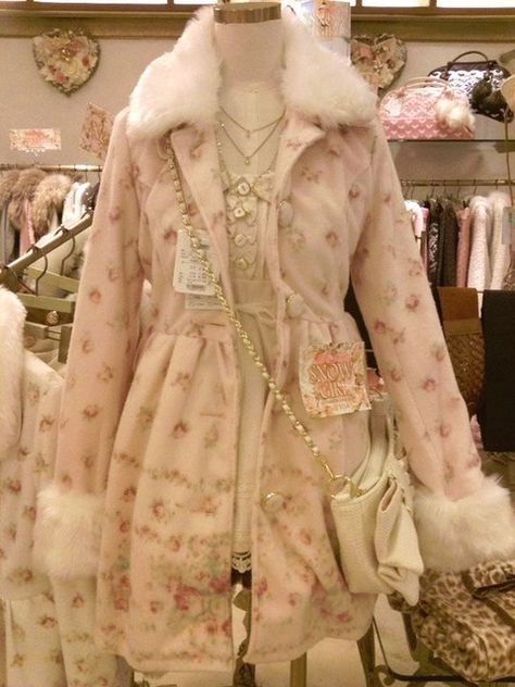 Pink Core Clothes, Liz Lisa Coat, Gyaru Dress, Lisa Dress, The Cardigans, Gyaru Fashion, Liz Lisa, 가을 패션, Kawaii Clothes