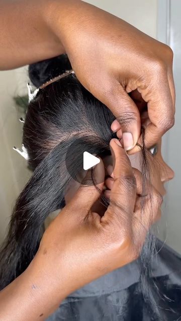 BraidsTribe on Instagram: "Feed in cornrows tutorial 💛💛💛💛  @hairbyleezee 👍🏿 . . . . . . . . . . . . . . . . . . . . . #braidstribe #4chairstyles #protectivestyles #learntobraid  #tranças #winterbraids #protectivestylesfornaturalhair #bohobraids #africanhairbraiding #knotlessboxbraids #howtodohair #africanhairbraiding #4chairdaily #4chairgrowth #braidsbraidsbraids #knotlessbraids #braidmyhair #braidinglife #diybraids" Feed In Twists Hairstyles, How To Braid Cornrows With Extensions, Feed In Braids Cornrows Hairstyles, Feed In Braid Tutorial, How To Plait Hair Cornrows, How To Do Cornrows With Extensions, Feedin Braids Tutorial, How To Do Feed In Braids, Feed In Braids Cornrows Tutorial