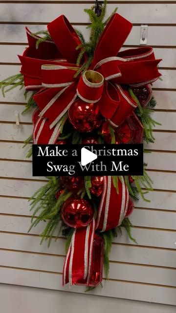 Karen Aimee Lilly on Instagram: "Let’s make a Christmas door swag together!  Step 1: add greenery  Step 2: add your bow and ribbon  Step 3: wire your ornaments and add them in Step 4: take a closer look and make sure everything is secured  Step 5: put it on your door ✨ . . . #christmas #christmasdecor #christmasdoordecor #christmasswag #christmaswreath #xmas #holidaydecor #christmasdecorating #decoratewithme #christmasbow #bow #diy #tutorial #christmasdiy" Christmas Stocking Door Hanger, How To Make A Swag Wreath, Christmas Swags For Front Door, Christmas Door Swag, Door Bow, Bow Diy, Swag Wreath, Door Swag, Christmas Swags