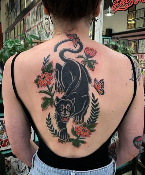 Traditional Back Tattoo, Traditional Panther Tattoo, Traditional Tattoo Woman, Traditional Tattoo Inspiration, Panther Tattoo, Black Cat Tattoos, Traditional Tattoo Sleeve, Stomach Tattoos, Back Tattoo Women