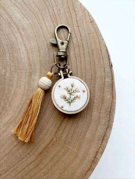 Embroidery Keychain, Keychain With Tassel, Miniature Embroidery, Wax Flower, Bee Embroidery, Wax Flowers, Hand Embroidery Projects, Pola Sulam, Embroidery Gifts