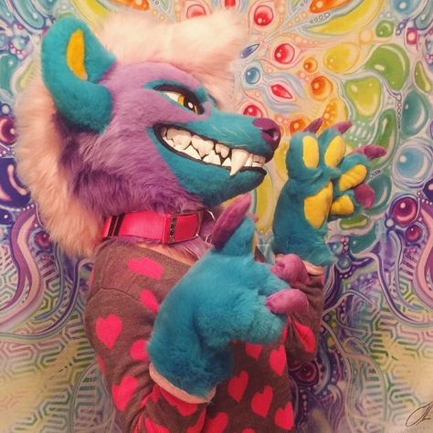 Picture by serieswvsk on Twitter of a rainbow hyena fursuit!! Pig Fursuit, Moth Fursuit, Hyena Fursuit, Rainbow Fursuit, Possum Fursuit, Cool Fursuits, Cabbage Dog Fursuit, Lion Fursuit, Fursuit Mohawk