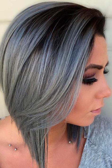 Beautiful Medium Bob Haircuts ★ See more: http://lovehairstyles.com/beautiful-medium-bob-haircuts/ Gray And Silver Hair, Blond Cenușiu, Silver Hair Short, Silver Blue Hair, Gray Wigs, Grey Hair Dye, Gorgeous Gray Hair, Hair Color Unique, Medium Bob