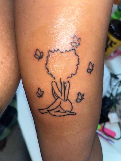 Tattos For Black Girls Idea, Girls Need Love Tattoo, Tattoo Ideas Black Women Self Love, Black Girls Tattoos Ideas, Tattoos On Black Girls, Fine Line Tattoo Black Woman, Cute Small Tattoos Black Women, Hip Tattoo Black Women, Back Tattoo Women Black Woman