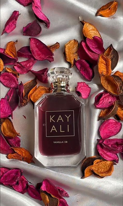 #Kayali #perfume Kayali Perfume Pistachio, Kay Ali Perfume, Kayali Perfume, Perfume Logo, Pistachio Gelato, Funny Shoes, Wedding Wishlist, Digital Gallery, Perfume Organization