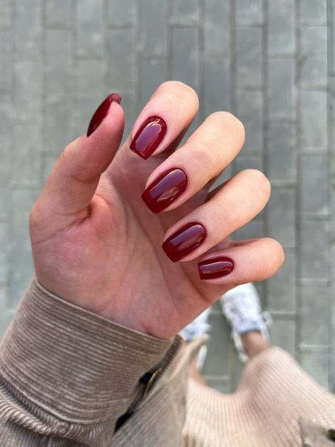 Nail Design 2023, Red Nail Design, Old Money Nails, Money Nails, 2023 Nails, Nails Luxury, Casual Nails, Classy Acrylic Nails, Design 2023