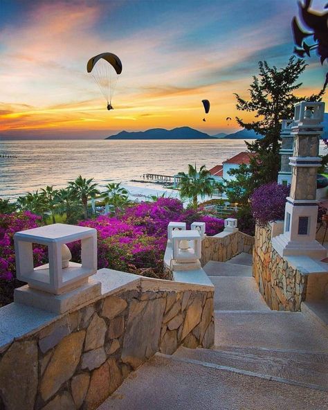 Turkey Hotels, Pretty Landscapes, Beautiful Sites, Amazing Sunsets, Destination Voyage, Dream Travel Destinations, Foto Art, Dream Holiday, Summer Wallpaper