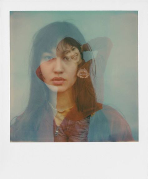 Polaroid Picture Frame, Polaroid Photography, Double Exposure Photography, Photo Polaroid, Instant Photography, Panoramic Photography, Panoramic Photo, 사진 촬영 포즈, Multiple Exposure