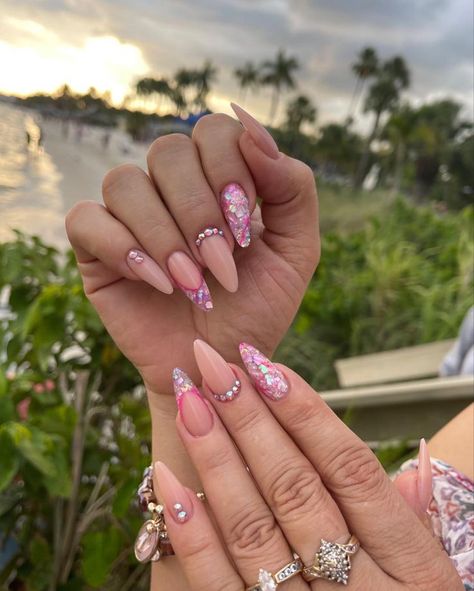 Glam Birthday Nails Almond, Princess Nails Almond, Almond Shape Nails With Rhinestones, Almond Nails Gems Rhinestones, Gem Almond Nails, Bling Almond Nails Rhinestones, Almond Nails Nude Pink, Nude Almond Nails With Rhinestones, Pink Birthday Nails Almond