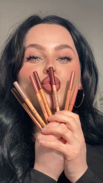 ⭑ isabelle kate on Instagram: "testing new lip liners until I find a new fave … <3 all from @makeupforever 🌟 shades, in order: Endless Cacao Total Taupe Completely Sepia Wherever Walnut Up + Down Tan Limitless Brown Universal Earth Versatile Chestnut" Makeup Forever Lip Liner Endless Cacao, Endless Cacao Lip Liner, Tanned Makeup, Lip Liners, Makeup Forever, Makeup Art, Lip Liner, Makeup Products, Chestnut