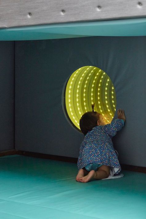 Sensory Room Design - Tigerplay Sensory Room Design, Pediatric Office, Bubble Tube, Kids Lab, Play Cafe, Daycare Design, Sensory Rooms, Infinity Mirror, Sensory Room