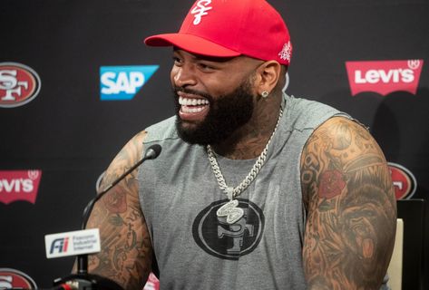 49ers' Trent Williams plays fullback, blocks Packers' Rashan Gary Defensive Lineman, Trent Williams, Levi Stadium, Forty Niners, Wrecking Ball, Wide Receiver, The Paradise, Training Camp, Running Back