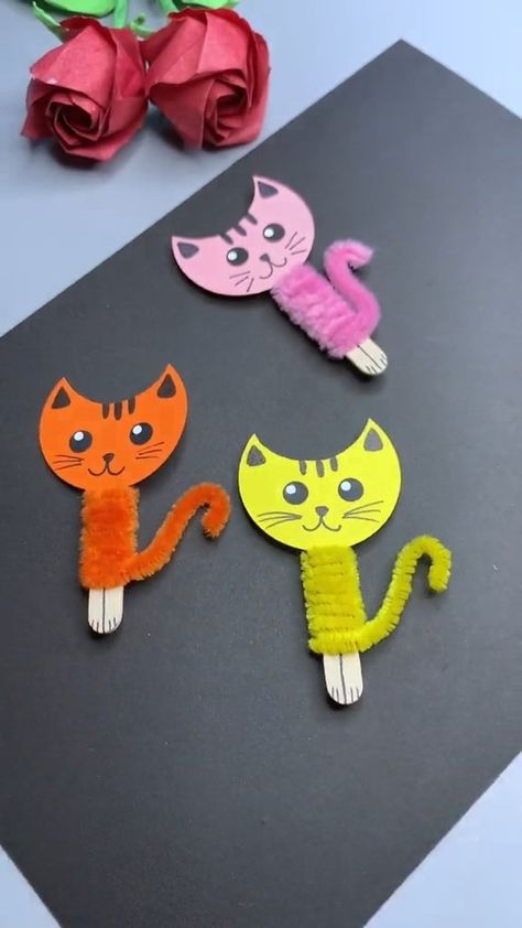 Instagram Animal Craft Ideas, Diy Animals, Fun Diy Projects, Puppets For Kids, Animal Craft, Animal Art Projects, October Crafts, Frog Crafts