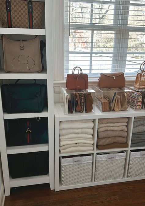 Organizing Your Closet Ideas - Closetful of Clothes Kallax Purse Storage, Purse Displays Retail, Organizing Bags In Closet, Walk In Closet Purse Display, Designer Purse Organization, Purse And Shoe Display, Closet Organization Purses, Small Purse Organization, Bedroom Purse Display