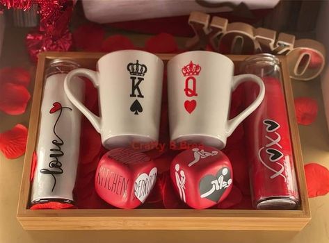 Valentine's Cricut Projects, Valentine Glasses, Cricut Valentine Ideas, Valentines Cricut, Homemade Gift Baskets, Valentines Party Decor, Valentines Surprise, Valentine Gift Baskets, Valentine Baskets