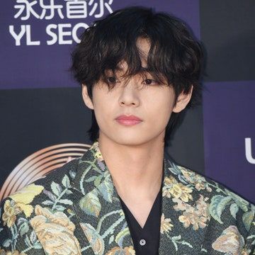 Taehyung Perm, Asian Perm, Loose Perm, Korean Perm, Wavy Perm, Hair References, Boy Haircut, Comfort Person, Asian Haircut