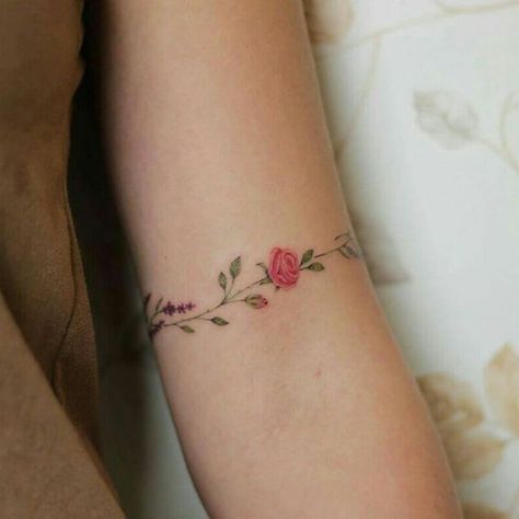 Tattoo Band, Cuff Tattoo, Flower Wrist Tattoos, Anklet Tattoos, Inspiration Tattoos, Vine Tattoos, Small Girl Tattoos, Geniale Tattoos, Arm Band Tattoo