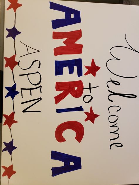 Welcome To The Usa Sign Airport, Exchange Student Welcome Sign, French Club Ideas, Airport Welcome Signs, Welcome To Usa, Student Posters, Poster Boards, Foreign Exchange Student, Welcome Home Banners