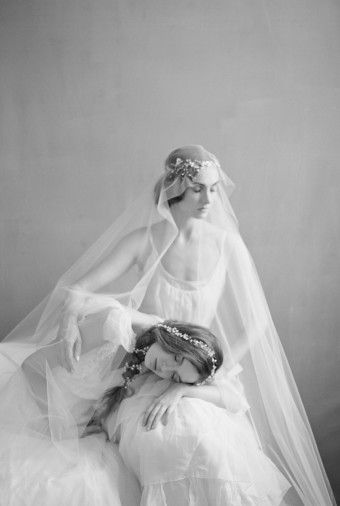 Lesbian Wedding Photography, Elizabeth Messina, Editorial Portrait, Dreamy Photography, Celebrity Wedding, Bridesmaid Outfit, Bridal Photography, Messina, Bridal Portraits