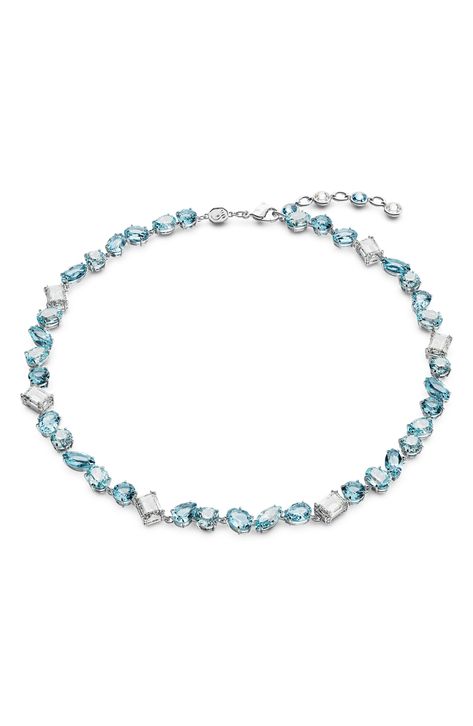 Swarovski Necklace Crystal, Necklace Blue Stone, Resort Casual, Blue Crystal Necklace, Expensive Jewelry Luxury, Jewelry Swarovski, Necklace Swarovski, Sparkle Necklace, Crystal Necklaces