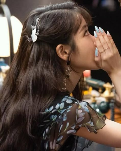 Hotel Del Luna Hairstyle, Korean Princess Hairstyle, Iu Hotel Del Luna, Jang Man Wol, Iu Hair, Kpop Hair, Lee Jieun, Iu Fashion, Lee Ji Eun