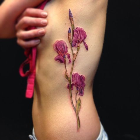 Flower Drawing Tattoo, Snake Watercolor, Iris Flower Tattoo, Tattoo World, Iris Tattoo, Flower Tattoo Meanings, Strong Style, Flower Tattoo Arm, Drawing Tattoo