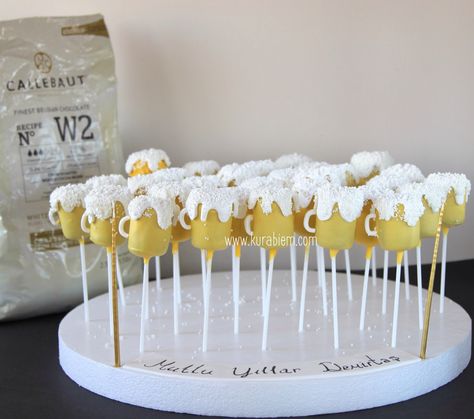 Beer cakepops, Birthday cakepops, Beer cakepops, bira cakepop, Modelo Birthday Party Ideas, Modelo Birthday Party, Beer Cake Pops, Beer Shaped Cake, Beer Themed Cake, Seahawks Party, Valentine's Desserts, Fun Cake Pops, Beer Cakes