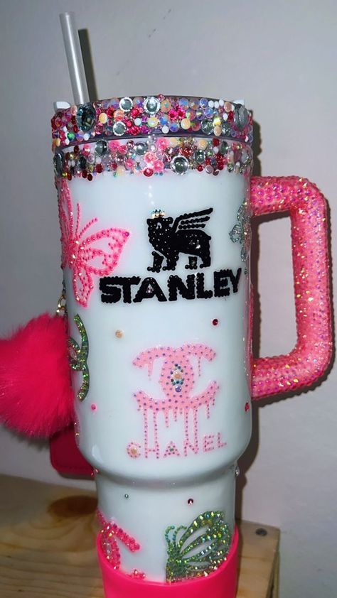 ⬆️Tap the link for more!⬆️#uniquetumblers #funtumblerdesigns #coffeetumblers #tumblerdecaps #moderntumblers #personalizeddrinkware #smallbusinesstumblers #holidaytumblers #vinyltumblerdesigns #tumblercraftideas #tumblerideas Tumblers and Cups Junk Stanley Cup, Custom Tumbler Cups Vinyl Decals, Rhinestone Stanley Cup, Custom Stanley Tumbler, Stanley Cup Accessories Ideas, Cute Stanley Cups, Stanley Cup Designs, Stanley Ideas, Fancy Cups