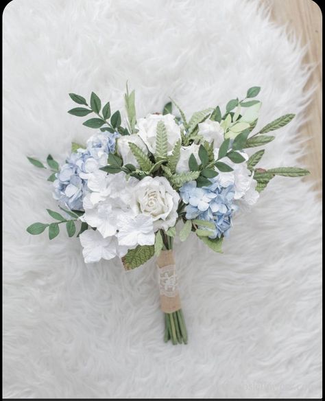 Paper Bridal Bouquet, Prom Flowers Bouquet, Small Bridal Bouquets, Small Wedding Bouquets, Prom Bouquet, Blue Flowers Bouquet, Simple Wedding Bouquets, Bridal Bouquet Blue, Blue Wedding Bouquet