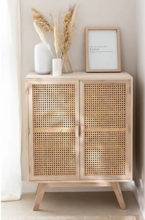 Wooden Cupboard Design, Bedroom Wardrobe Design, Sideboard Modern, Wooden Cupboard, Wooden Bedside Table, Deco Salon, Small Bedroom Designs, Wooden Sideboard, Sideboard Designs