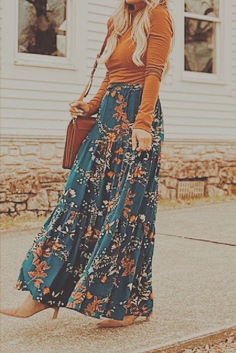 Boho Church Outfit, Winter Church Outfits For Women, Long Flowy Skirt Outfit, Flowy Skirt Outfit, Church Outfit Winter, Church Outfit For Teens, Church Outfit Fall, Diy Tulle Skirt, Church Outfit Casual