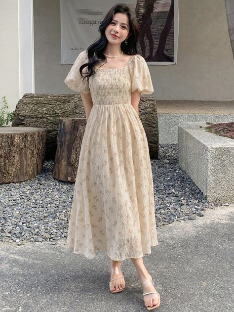 فستان زهري, Floral Frocks, Simple Frocks, Frock For Women, Pakaian Feminin, Modest Dresses Casual, Trendy Dress Outfits, Modest Clothing, Frock Design