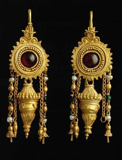 Imperiul Roman, Etruscan Jewelry, Bari Italy, Ancient Jewels, Roman Jewelry, Ancient Jewellery, Historical Jewellery, Ancient Jewelry, Cheap Jewelry