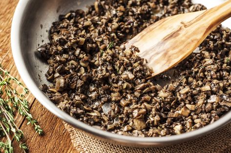 This recipe for mushroom duxelles produces an intensely flavored sautéed mushroom, shallot, and herb mixture used for Beef Wellington. Mushroom Duxelle, Mushroom Soup Recipe, Mushroom Sauce Recipe, Elegant Appetizers, Meat Appetizers, Beef Wellington, Sauteed Mushrooms, Budget Friendly Recipes, Mushroom Soup