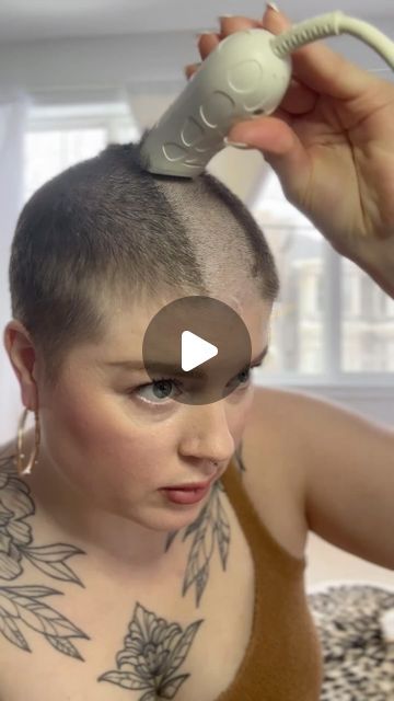 Growing My Hair, Buzzcut Girl, Buzz Cut Women, Girls With Shaved Heads, Bald Girl, Hair Remedies For Growth, Bald Women, Hair Growth Serum, Diy Remedies